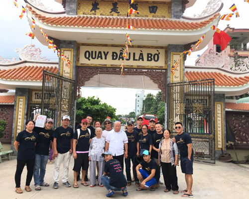 Gia đình ABC Phát Quà Cho Hội Người Mù ở chùa Linh Phong Huyện Châu Thành Tiền Giang (01/09/2017)