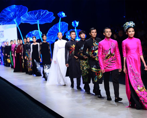 Vietnam International Fashion Week 2016